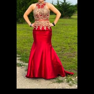 Red prom dress size 4 brand Alexander